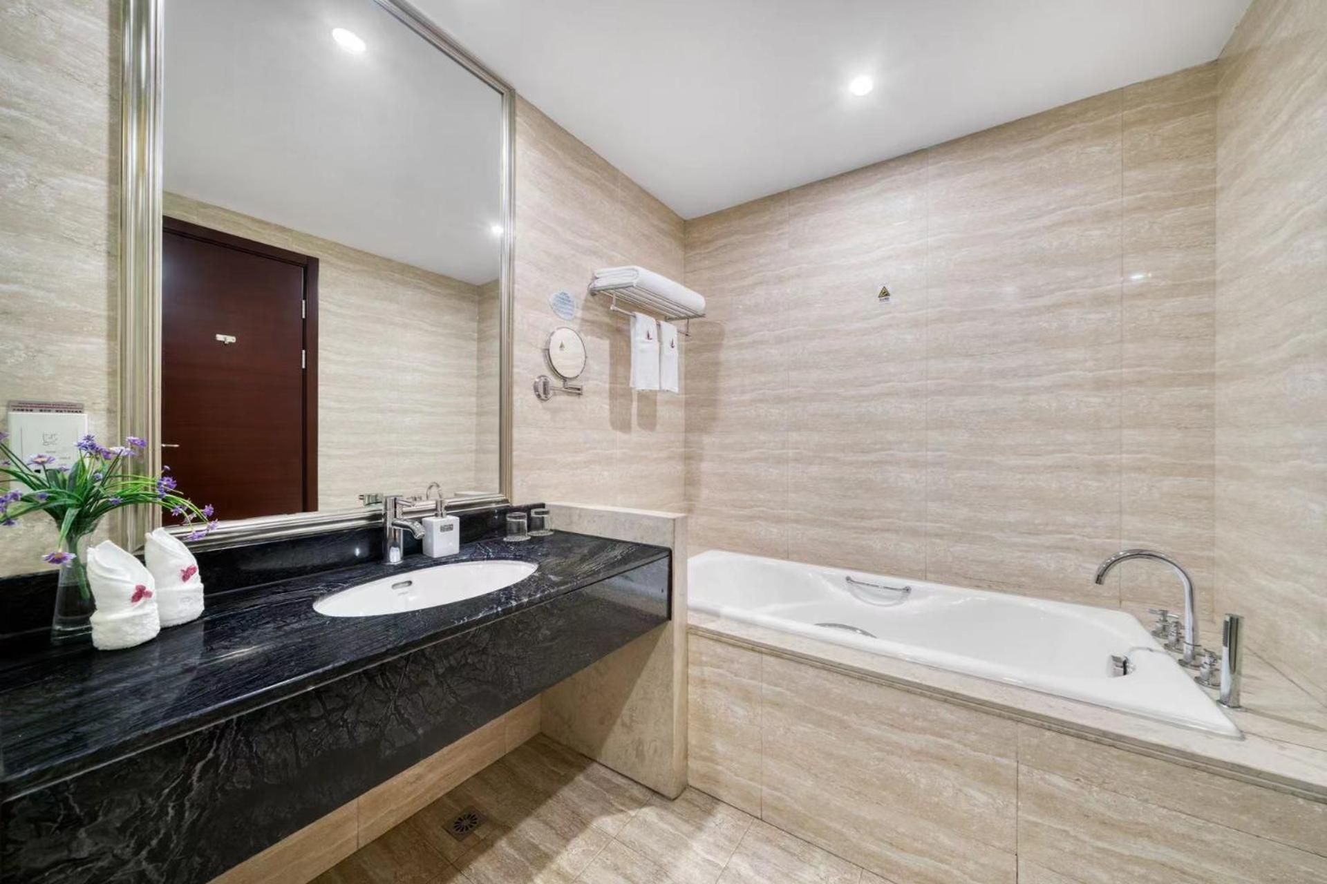 Hangzhou Haiwaihai Hotel Екстериор снимка